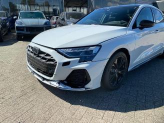 Audi A3 Limousine 30 TFSI S line *PANO - NAVI - KAM* picture 14