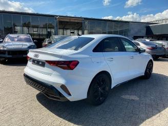 Audi A3 Limousine 30 TFSI S line *PANO - NAVI - KAM* picture 10