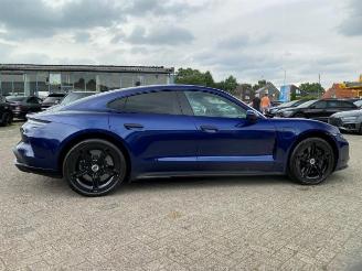 Porsche Taycan Turbo S *HEAD-UP -PANO -PCCB* picture 4