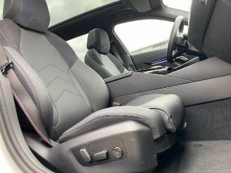 BMW i5 M60 xDrive Touring *HEAD-UP - PANO - AHK* picture 19