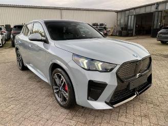 BMW iX2 eDrive20 M Sport *PANO - AHK - KAM - NAVI* picture 3