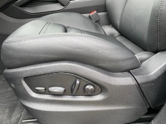 Porsche Cayenne E-Hybrid* HUD - KAM - PANO - AHK - BOSE* picture 21