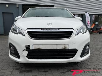 Peugeot 108 108, Hatchback, 2014 1.0 12V picture 11