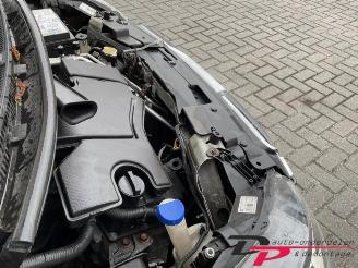 Peugeot 108 108, Hatchback, 2014 1.0 12V picture 17