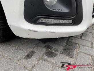 Peugeot 108 108, Hatchback, 2014 1.0 12V picture 13