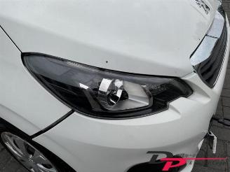 Peugeot 108 108, Hatchback, 2014 1.0 12V picture 5