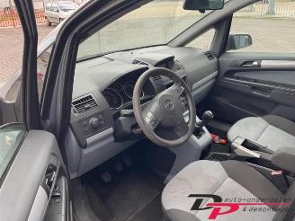 Opel Zafira Zafira (M75), MPV, 2005 / 2015 1.6 16V picture 9