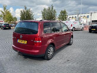 Volkswagen Touran Benzine Airco picture 5