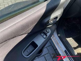 Fiat Punto Punto Evo (199), Hatchback, 2009 / 2012 1.3 JTD Multijet 85 16V Euro 5 picture 8