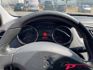 Peugeot 5008 5008 I (0A/0E), MPV, 2009 / 2017 1.6 THP 16V picture 11