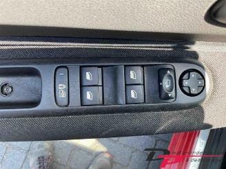 Peugeot 5008 5008 I (0A/0E), MPV, 2009 / 2017 1.6 THP 16V picture 15