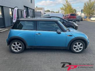 Mini Mini Mini One/Cooper (R50), Hatchback, 2001 / 2007 1.6 16V One picture 2