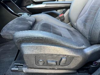 BMW X1 BMW X1 30 e xDrive M Sport PANO Trekhaak 360view HUD Start en rijd! picture 18