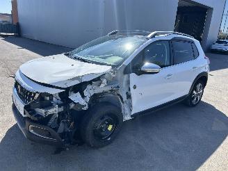 Peugeot 2008  picture 2