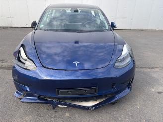 Tesla Model 3 DUAL MOTOR AWD picture 2