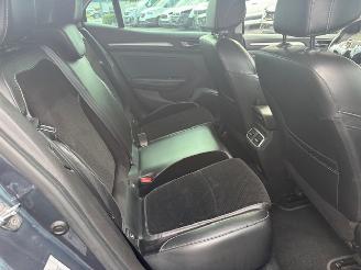 Renault Mégane with cockpit and airbags picture 4