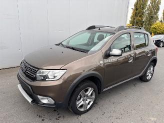 krockskadad bil auto Dacia Sandero STEPWAY 2018/2