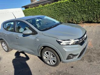 Vaurioauto  passenger cars Dacia Sandero  2023/10