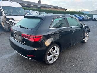 Damaged car Audi A3 SLINE AUTOMAAT 2017/5