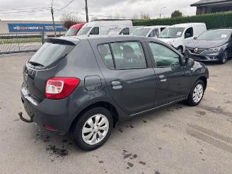 Dacia Sandero  picture 2