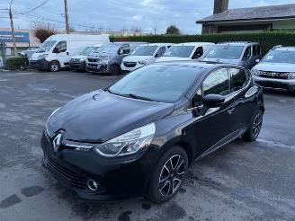 Schadeauto Renault Clio  2014/10