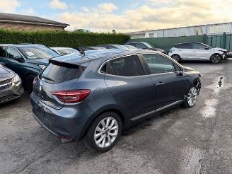 skadebil auto Renault Clio  2019/12