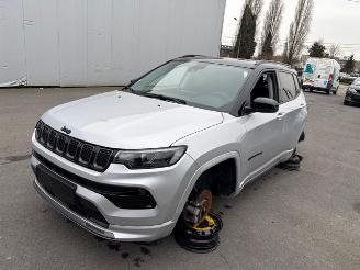 Schadeauto Jeep Compass HYBRIDE 4X4 2023/1