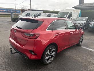 Schadeauto Kia Cee d  2018/12