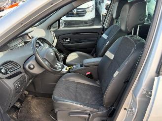 Renault Scenic  picture 8