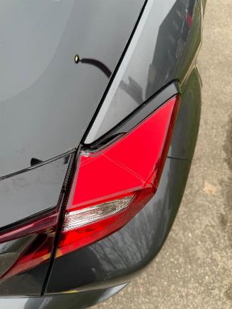 Toyota C-HR 1.8 Hybrid Dynamic picture 16