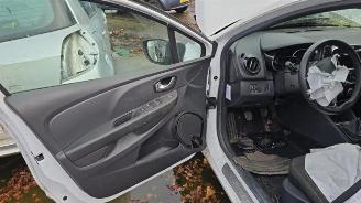 Renault Clio Clio IV Estate/Grandtour (7R), Combi 5-drs, 2012 / 2021 1.5 Energy dCi 90 FAP picture 9