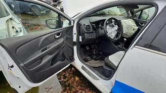 Renault Clio Clio IV Estate/Grandtour (7R), Combi 5-drs, 2012 / 2021 1.5 Energy dCi 90 FAP picture 17