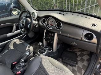 Mini Cooper 1.6 Cooper Chili JCW pakket! picture 18