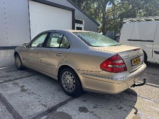 Mercedes E-klasse 240 Elegance! 155dzk NAP! nL Auto picture 6