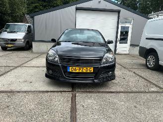 Opel Astra 1.8 Sport Rijdbaar! picture 2