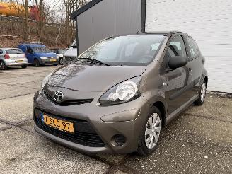  Toyota Aygo 1.0 VVT-i Now Airco NAP! 2013/1