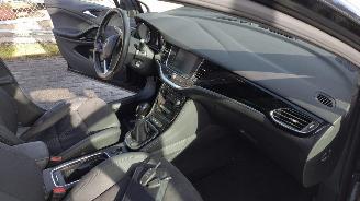 Opel Astra SPORTS TOURER+ 1.4 Turbo Innovation 98dkm! weinig schade picture 24