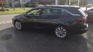 Opel Astra SPORTS TOURER+ 1.4 Turbo Innovation 98dkm! weinig schade picture 4