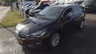 Opel Astra SPORTS TOURER+ 1.4 Turbo Innovation 98dkm! weinig schade picture 3