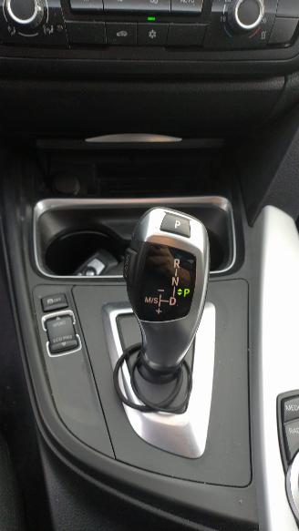 BMW 3-serie 320i executive automaat supermooie auto! picture 13