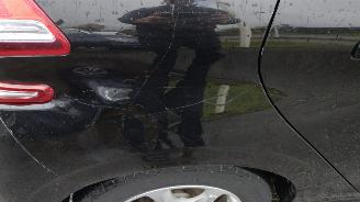 Peugeot 208 1.2 vti allure luxe auto gebruikers schade picture 7