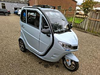 škoda mikrokarů Overige  ECONELO EV5 Elektrische Overdekte Scootmobiel RIJBEWIJS VRIJ! 2024/6