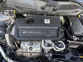 Mercedes AMG CLA  45 AMG  4-MATIC 381 PK AUTOMAAT PANORAMA picture 9