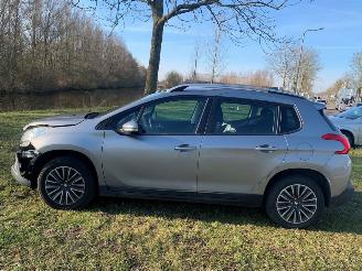 Peugeot 2008 1.2 Vti 12V PureTech 82 MPV  Benzine 1.199cc 60kW (82pk) picture 10