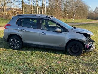 Peugeot 2008 1.2 Vti 12V PureTech 82 MPV  Benzine 1.199cc 60kW (82pk) picture 5