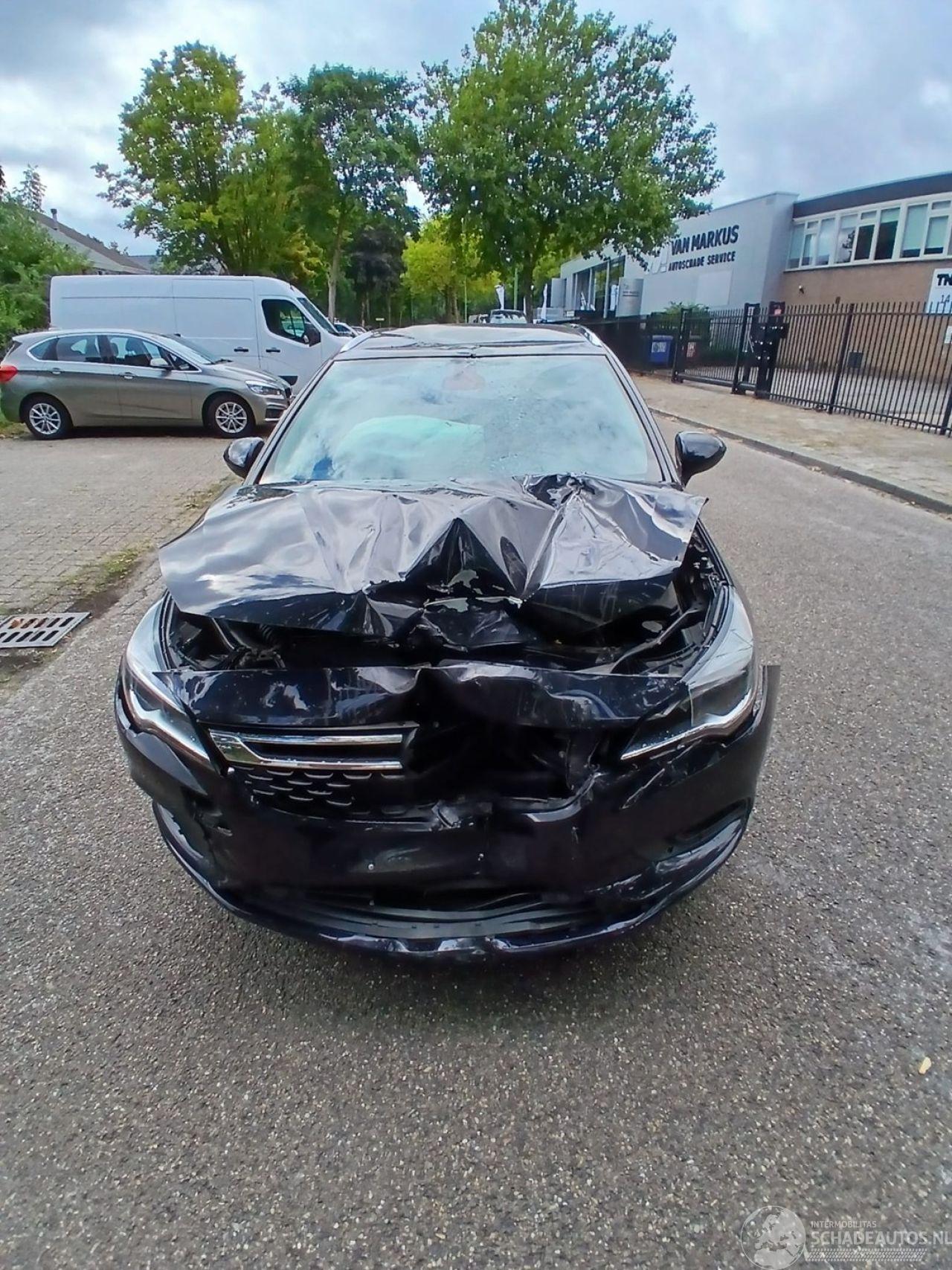 Opel Astra SPORTS TOURER