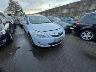 Opel Astra 1.4 Turbo 16V Hatchback 4Dr Benzine 1.364cc 88kW (120pk) FWD 2010-10/2015-10 (PD6EU; PE6EC; PE6EU; PF6EC; PF6EU) A14NET picture 3