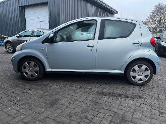 Toyota Aygo 1.0 12V VVT-i Hatchback  Benzine 998cc 50kW (68pk) picture 7