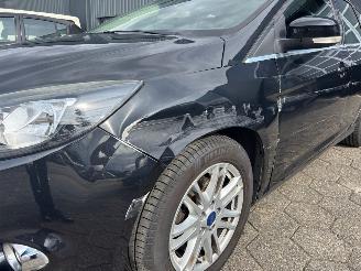 Ford Focus 1.0 Ecoboost Titanium picture 12