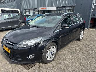 škoda osobní automobily Ford Focus 1.0 Ecoboost Titanium 2010/1